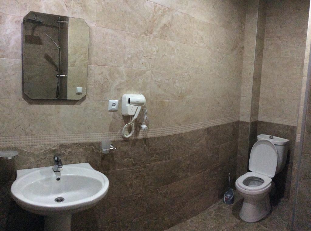 Deluxe Guest House Kvariati Eksteriør bilde
