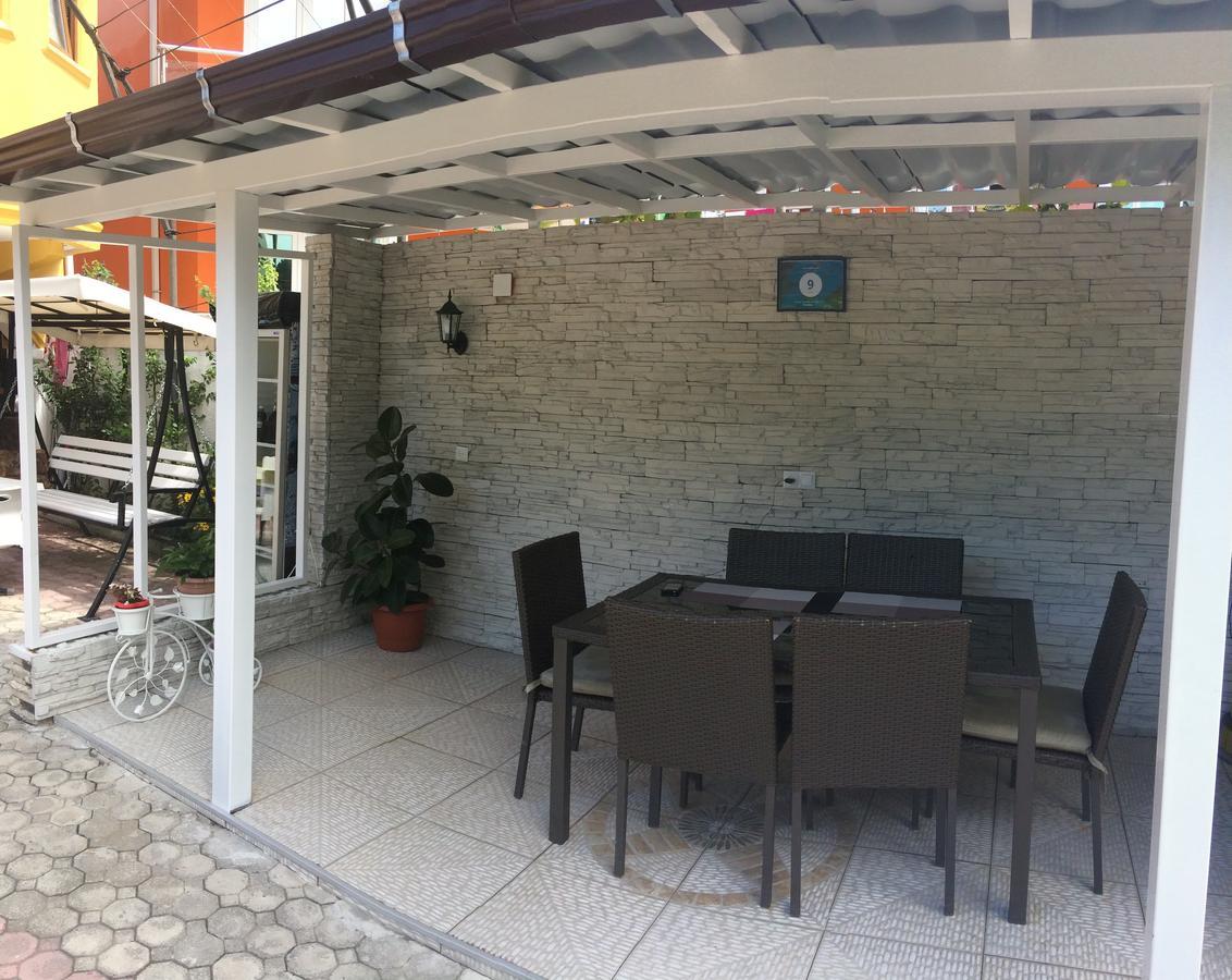Deluxe Guest House Kvariati Eksteriør bilde