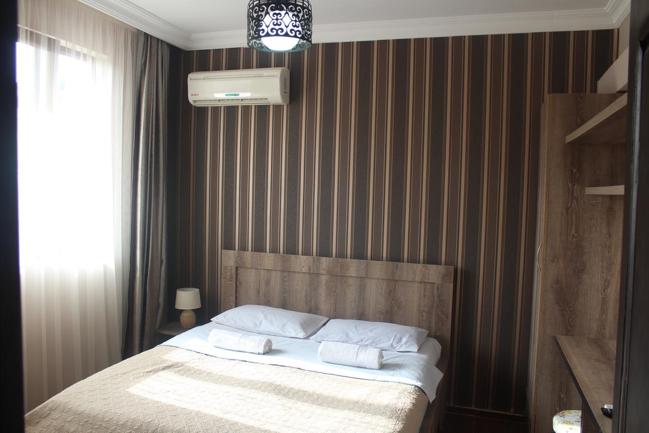 Deluxe Guest House Kvariati Eksteriør bilde